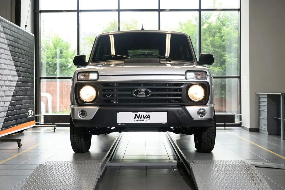 Кто за рулём, тот и в домике: АвтоВАЗ поставит на поток Lada Niva Legend с… одной подушкой безопасности