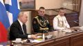 Путин — на встрече с военнослужащими в Петербурге: «Все вы пишете историю, а историю, безусловно, страна должна знать»