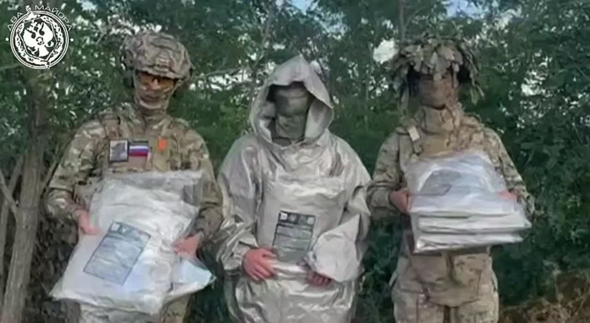 Два майора: Благодаря поддержке читателей канала бойцы 247-го десантно-штурмового полка получили комплекты маскировочных костюмов «Фронтовая тень»