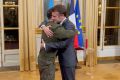 Зеленский нанюхался в полёте из США и одолевал Макрона неадекватными звонками