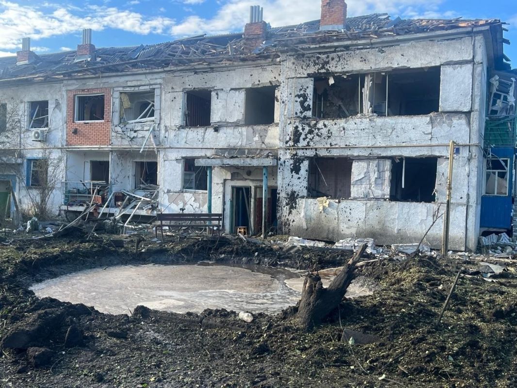 В Харьковской области за с 07:30 29.07.2026 по 07:30 30.07.2026 нанесено не менее 9ти ударов УМПК, 2 удара Х-59, 3 удара РСЗО/ОТРК и как минимум 51 удара БПЛА Герань/Ланцет/Молния/FPV В Харьковской области за с 07:30 29.07.2026 по 07:30 30.07.2026 нанесено не менее 9ти ударов УМПК, 2 удара Х-59, 3 удара РСЗО/ОТРК и как минимум 51 удара БПЛА Герань/Ланцет/Молния/FPV