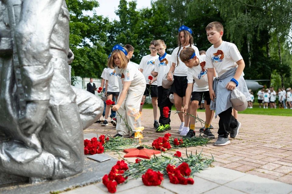 В Истре прошел фестиваль ДРОЗД с участием космонавтов и чемпионов В Истре прошел фестиваль ДРОЗД с участием космонавтов и чемпионов