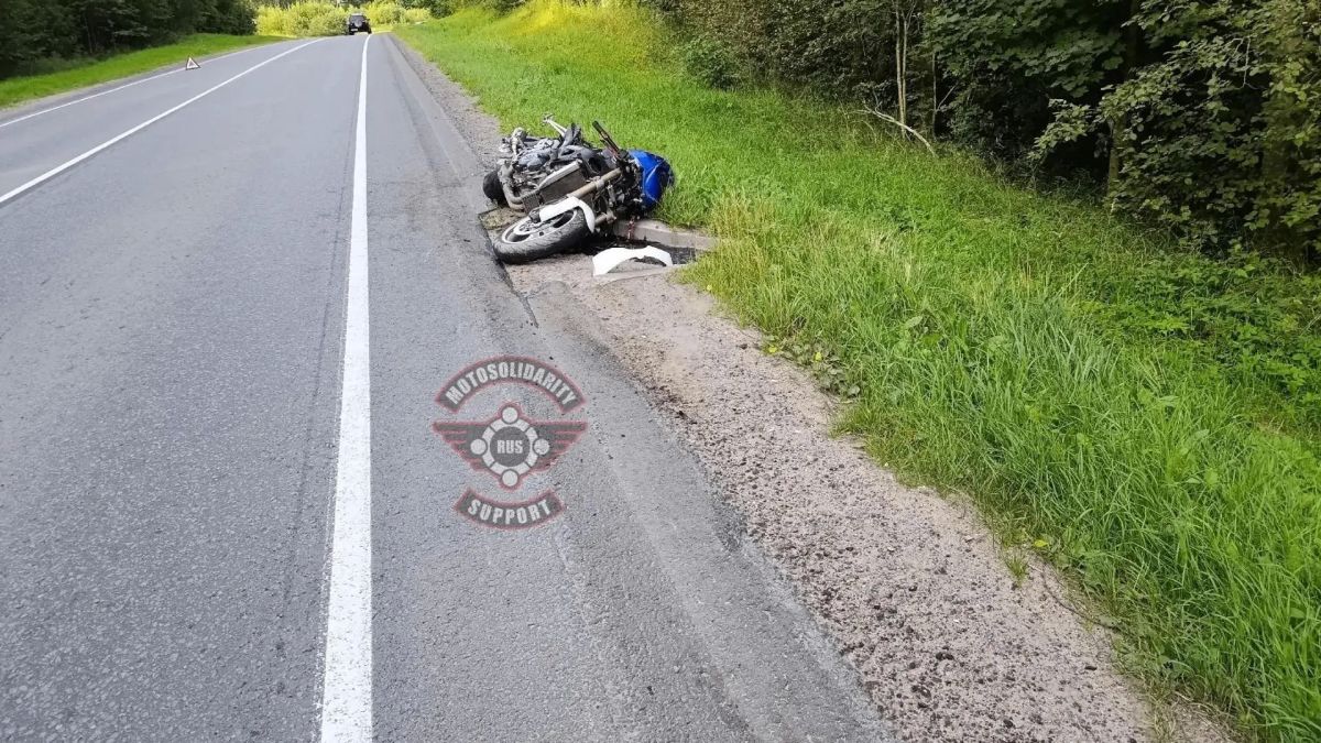 Два байкера пострадали в ДТП в разных районах Петербурга