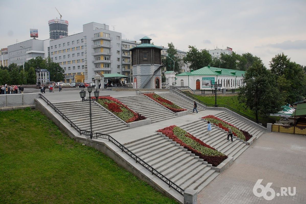 В Историческом сквере Екатеринбурга во второй раз раз за четыре года будут перекладывать плитку