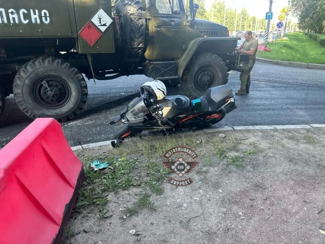 Два байкера пострадали в ДТП в разных районах Петербурга Два байкера пострадали в ДТП в разных районах Петербурга