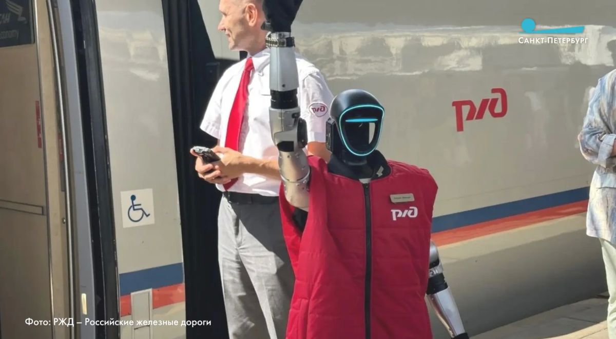 Первого в мире робота-проводника протестировали в «Сапсане» Первого в мире робота-проводника протестировали в «Сапсане»