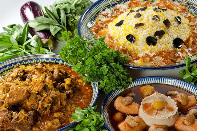 Кулинарные эксперименты: курица с апельсинами и секреты плова