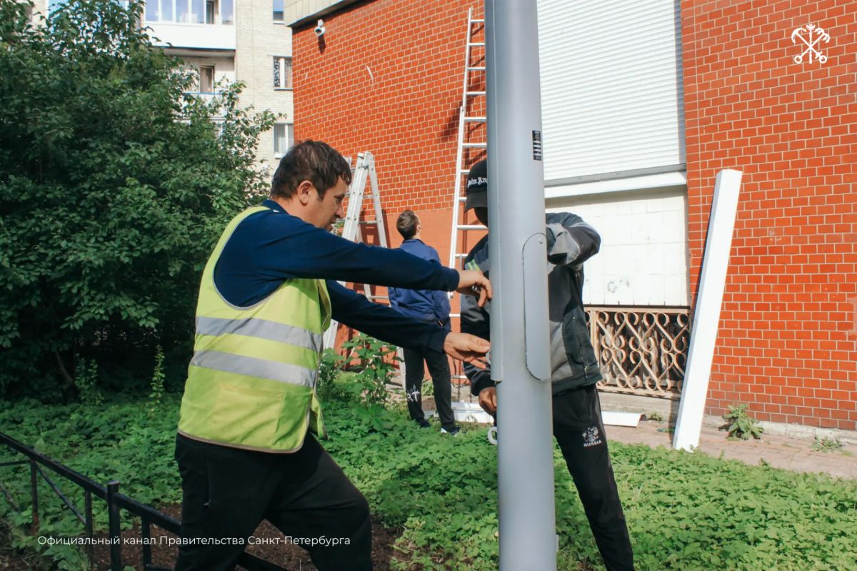 В Кронштадтском районе продолжается развитие наружного освещения В Кронштадтском районе продолжается развитие наружного освещения