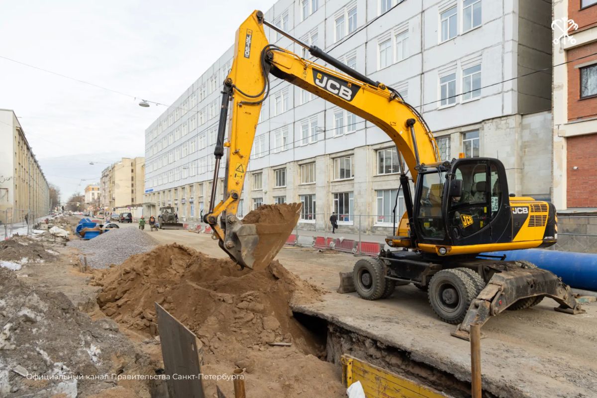 В западной части Васильевского острова с опережением более чем на год завершили строительство нового водопровода В западной части Васильевского острова с опережением более чем на год завершили строительство нового водопровода