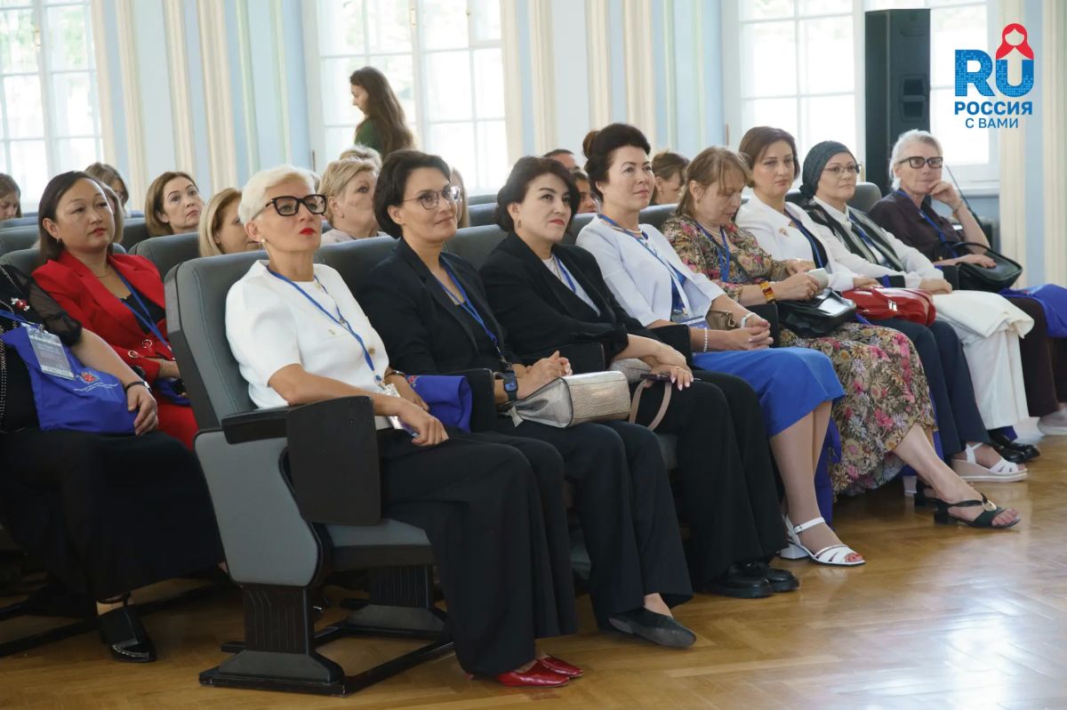 Более 80 преподавателей русского языка из 24 стран повысят квалификацию в СПбГУ Более 80 преподавателей русского языка из 24 стран повысят квалификацию в СПбГУ