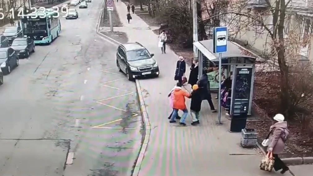 Прокуратура требует компенсации для семьи сбитых в Пушкине близняшек