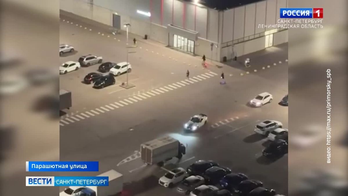 Дрифтеры не дают уснуть жителям Парашютной улицы