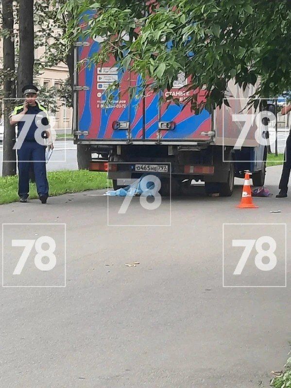 На Краснопутиловской сбили женщину насмерть