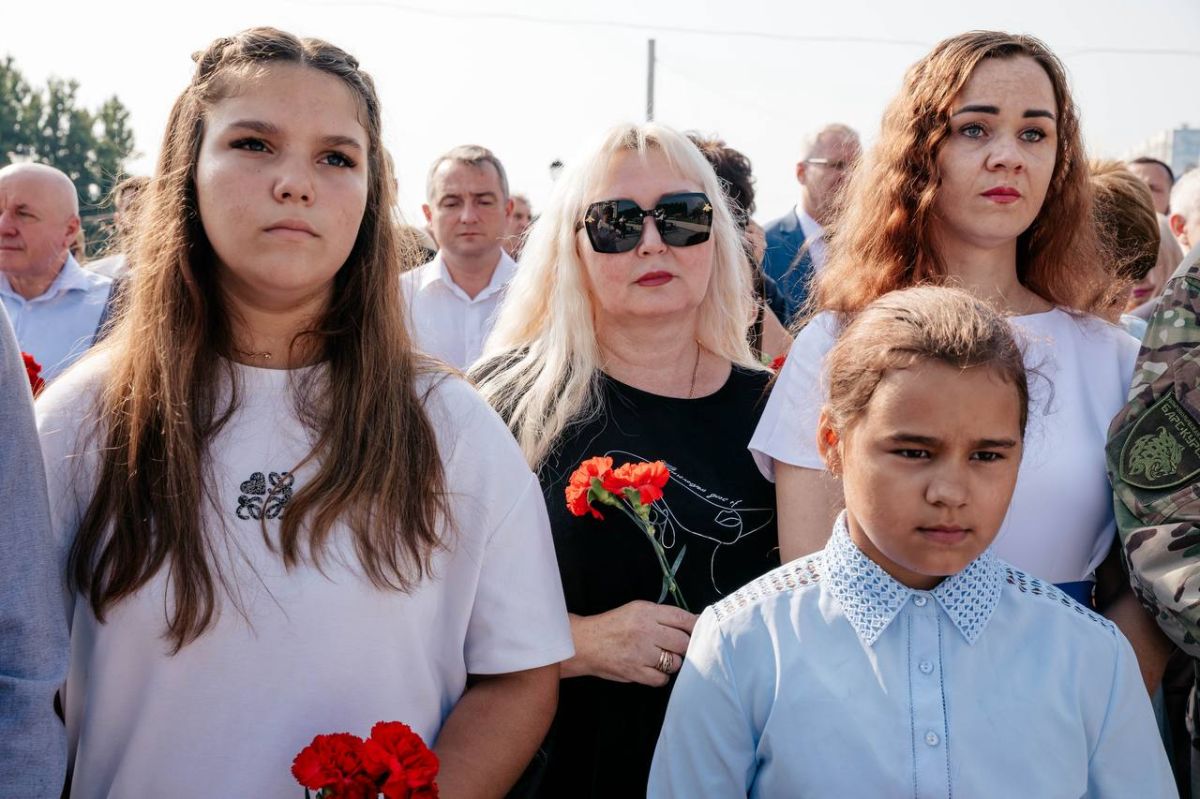 Александр Хинштейн: 6 августа — день, который навсегда вписан в нашу общую память и новую историю Курской земли Александр Хинштейн: 6 августа — день, который навсегда вписан в нашу общую память и новую историю Курской земли