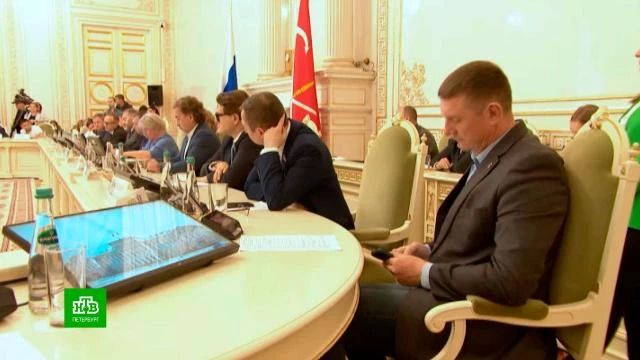 В Законодательном Собрании Петербурга начались нулевые слушания бюджета