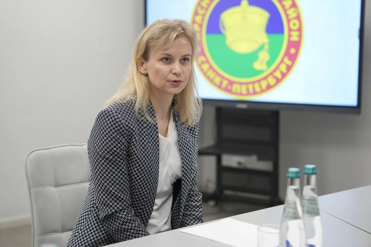Председатель Законодательного Собрания Александр Бельский провёл приём граждан в Красносельском районе Председатель Законодательного Собрания Александр Бельский провёл приём граждан в Красносельском районе