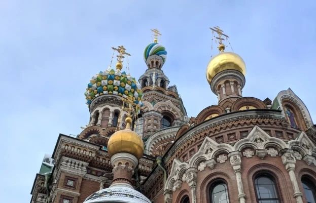 Новости Петербурга 10 августа: суп с дурманом, купол Спаса на Крови и дамба