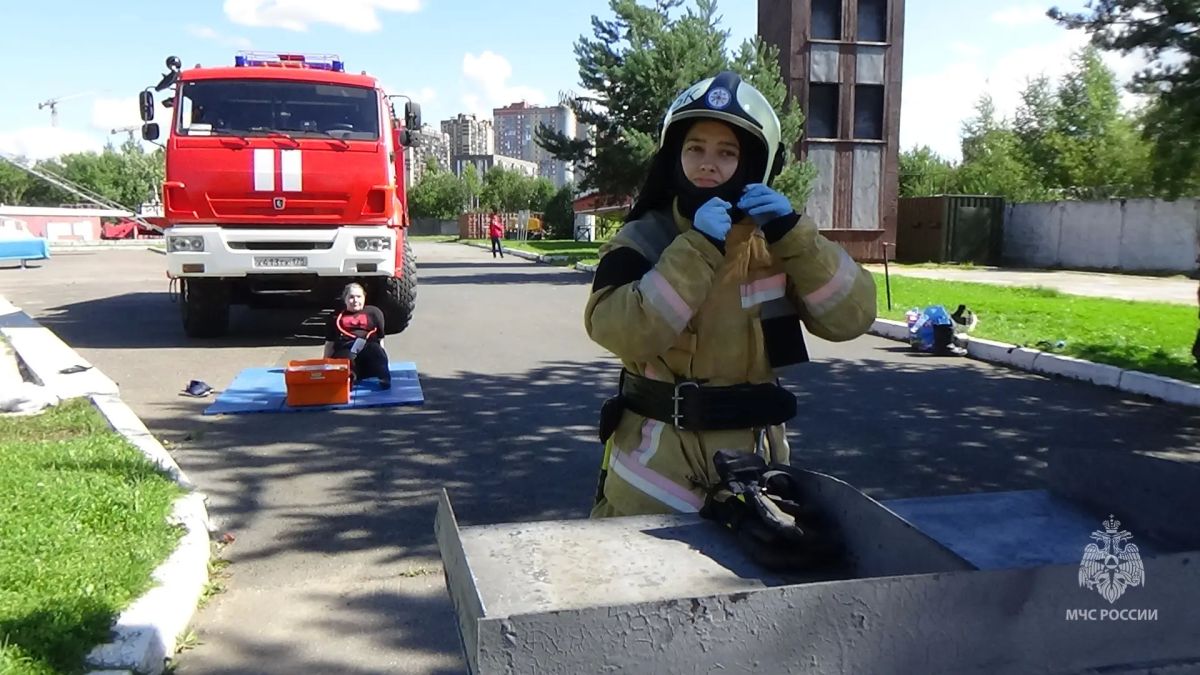 Лучшего добровольного пожарного определяют в Петербурге Лучшего добровольного пожарного определяют в Петербурге