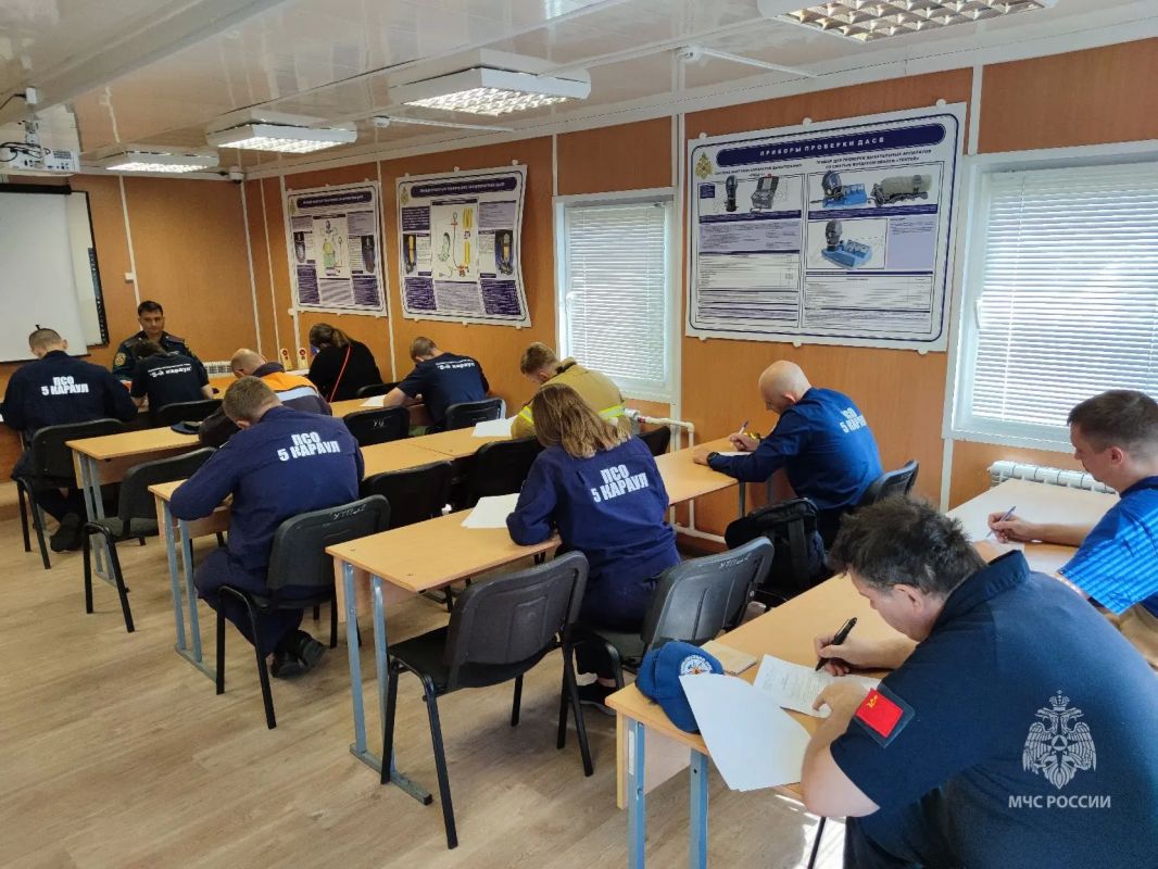 Лучшего добровольного пожарного определяют в Петербурге Лучшего добровольного пожарного определяют в Петербурге