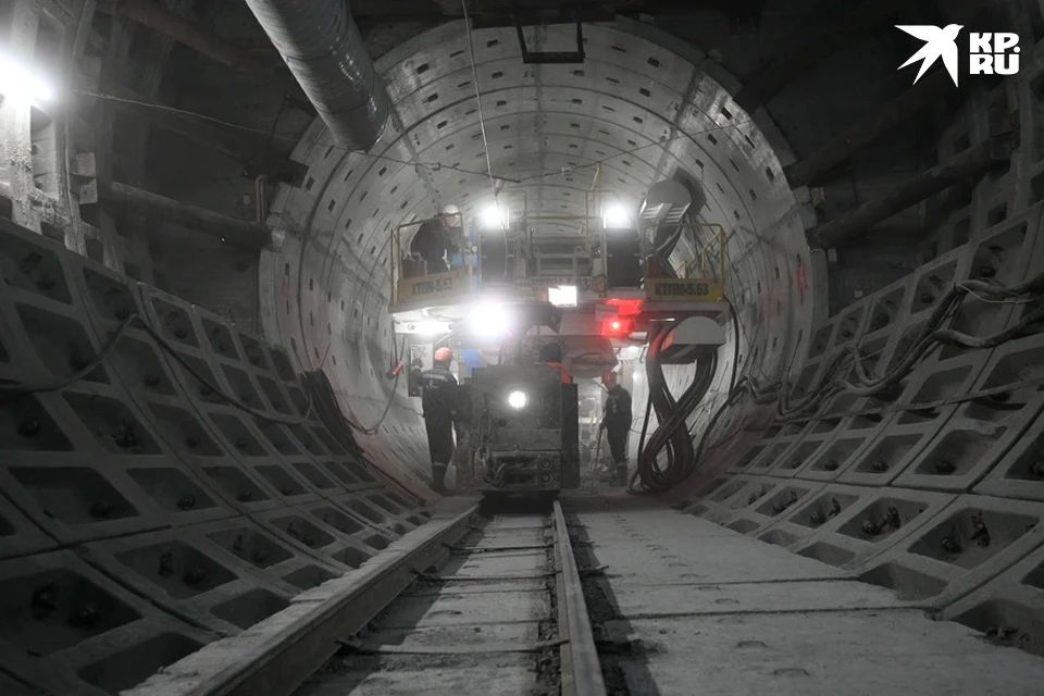 Александр Беглов пообещал открыть станции метро «Каменка» и «Богатырская» в 2029 году