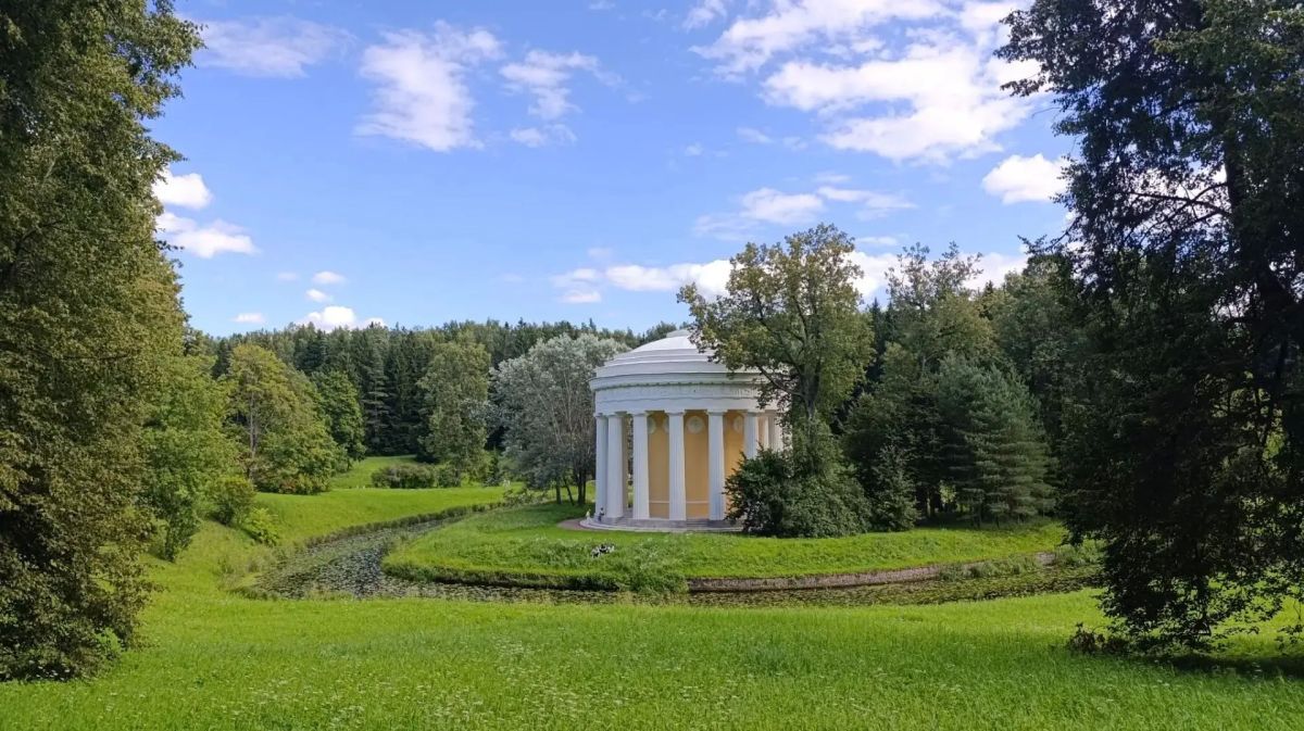 В Петербурге – очень теплый понедельник, но скоро погода испортится