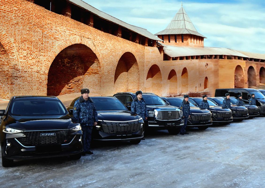 Сегодня наши поздравления адресованы работникам транспортной службы уголовно-исполнительной системы Российской Федерации Сегодня наши поздравления адресованы работникам транспортной службы уголовно-исполнительной системы Российской Федерации