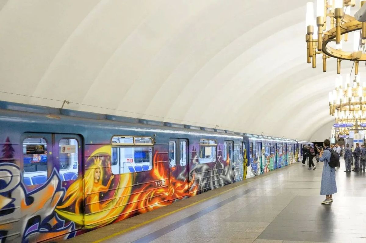 11 августа на синей ветке метро появился особенный поезд