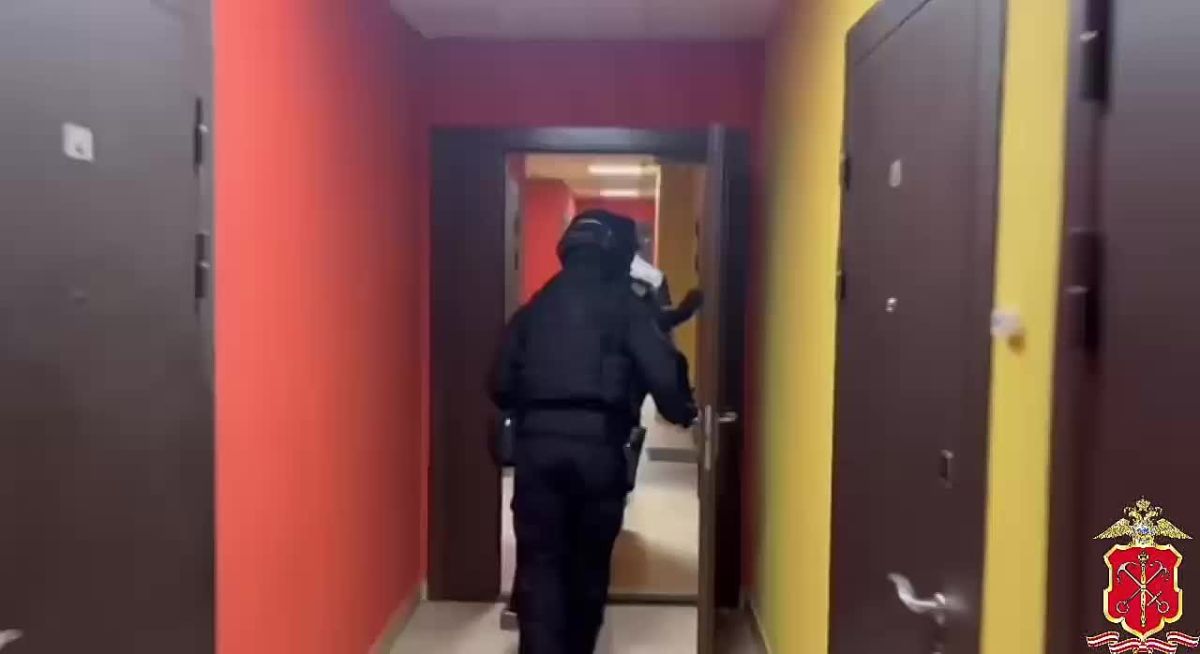 В Петербурге накрыли базу телефонных мошенников