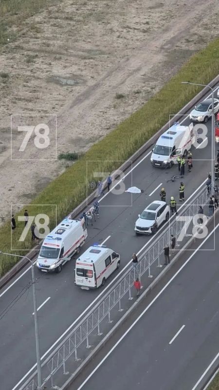 Двое самокатчиков попали в страшное ДТП в Мурино Двое самокатчиков попали в страшное ДТП в Мурино