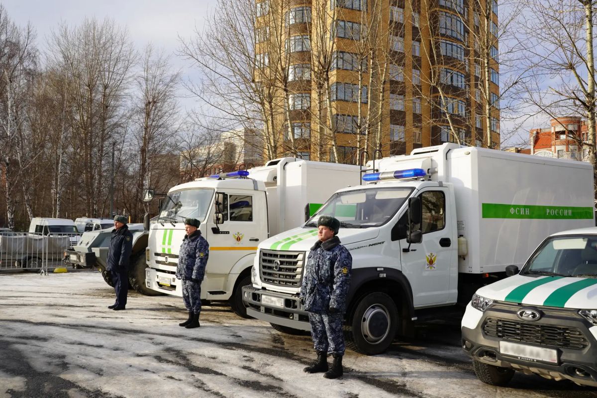 Сегодня наши поздравления адресованы работникам транспортной службы уголовно-исполнительной системы Российской Федерации Сегодня наши поздравления адресованы работникам транспортной службы уголовно-исполнительной системы Российской Федерации