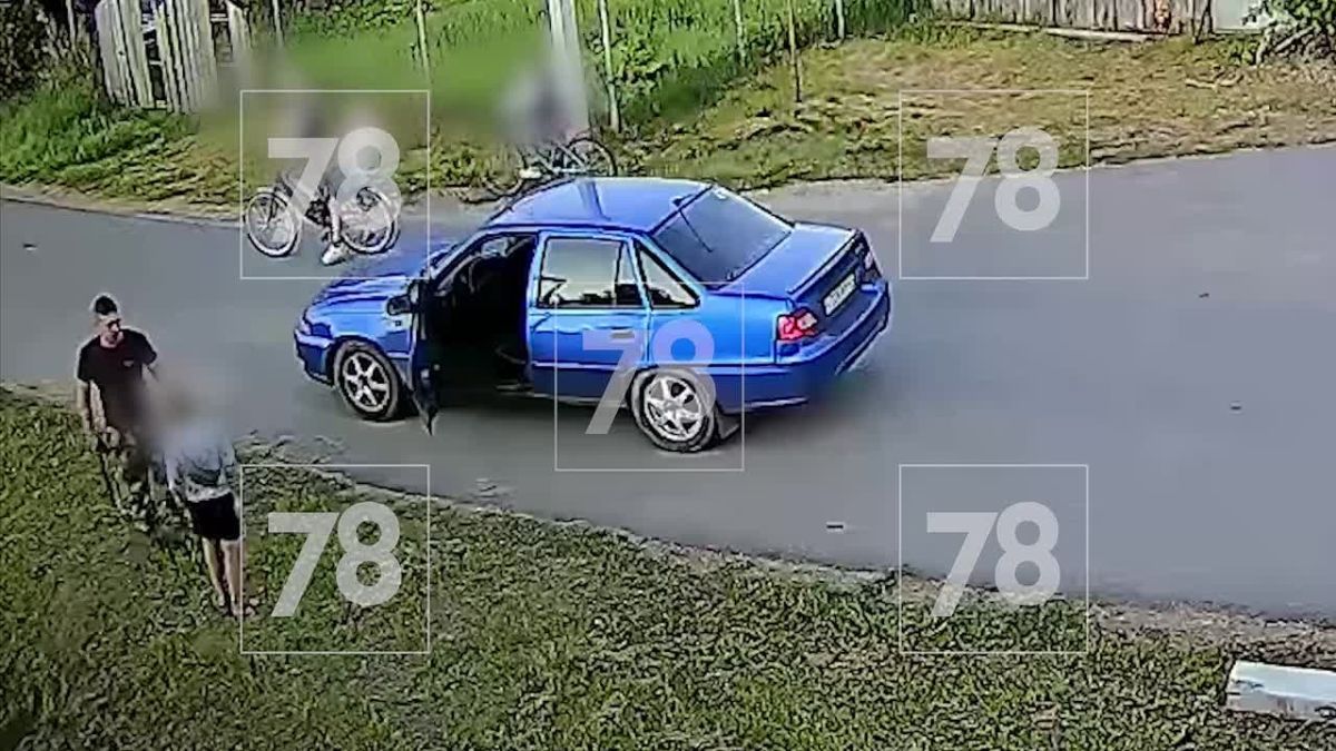 Неадекват избил ремнем чужого ребенка на улице в Ленобласти