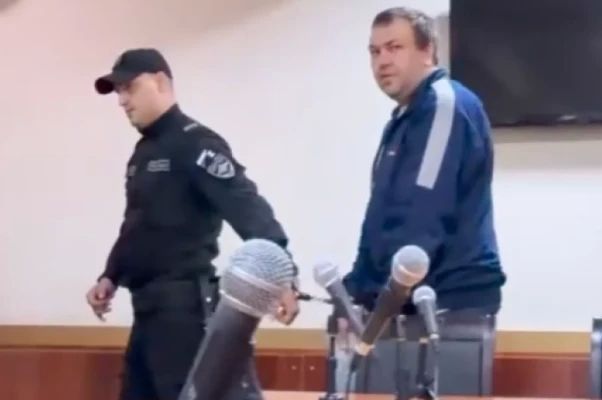 Нелепо извинялся. Мама 9-летнего Паши выслушала обвиняемого в убийстве сына