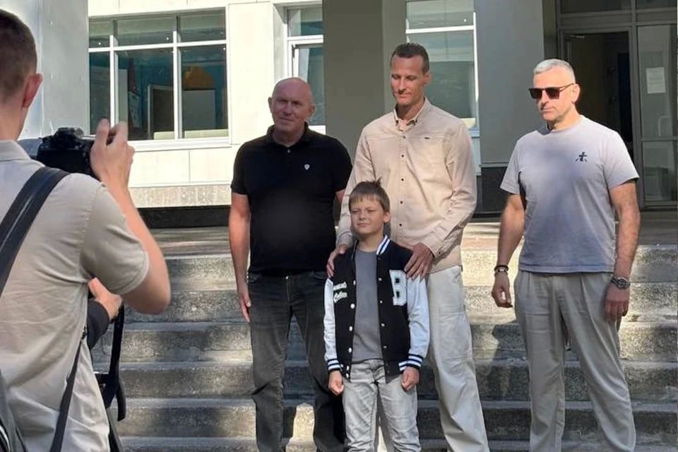 Мальчика, едва не погибшего от удара током, выписали из больницы