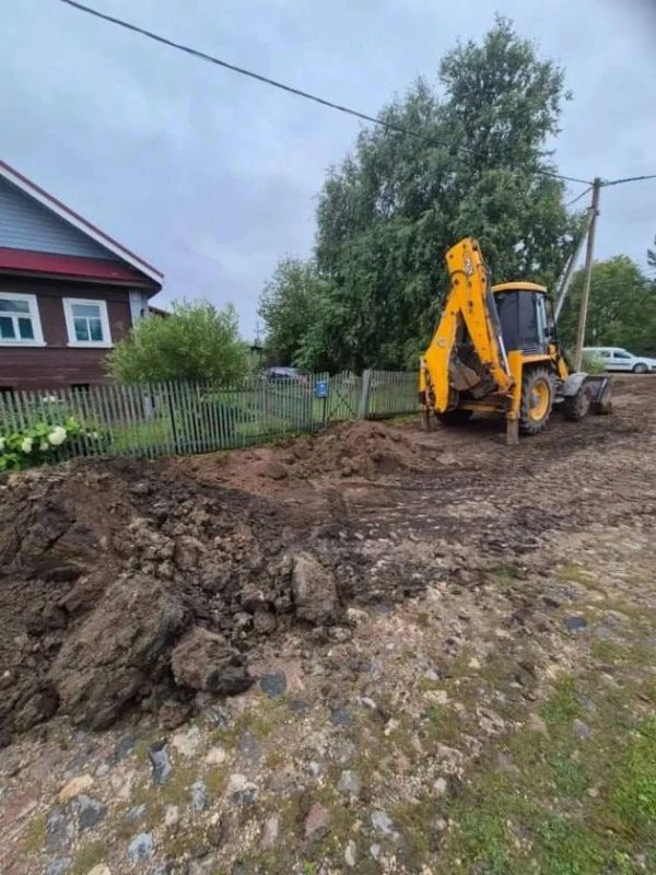 В Ленобласти при работах на водоснабжении нашли старинные лапти
