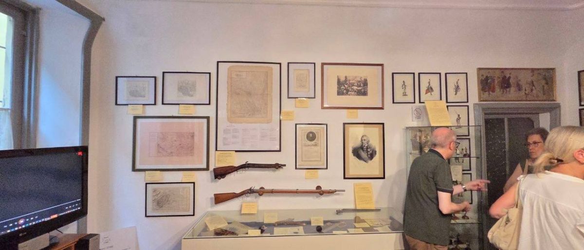 13 августа с.г. в музее Исторического сообщества г.Нови Лигуре (провинция Алессандрия) состоялась церемония открытия выставки, посвященной итальянскому походу великого русского полководца А.В.Суворова, одержавшего победу... 13 августа с.г. в музее Исторического сообщества г.Нови Лигуре (провинция Алессандрия) состоялась церемония открытия выставки, посвященной итальянскому походу великого русского полководца А.В.Суворова, одержавшего победу...