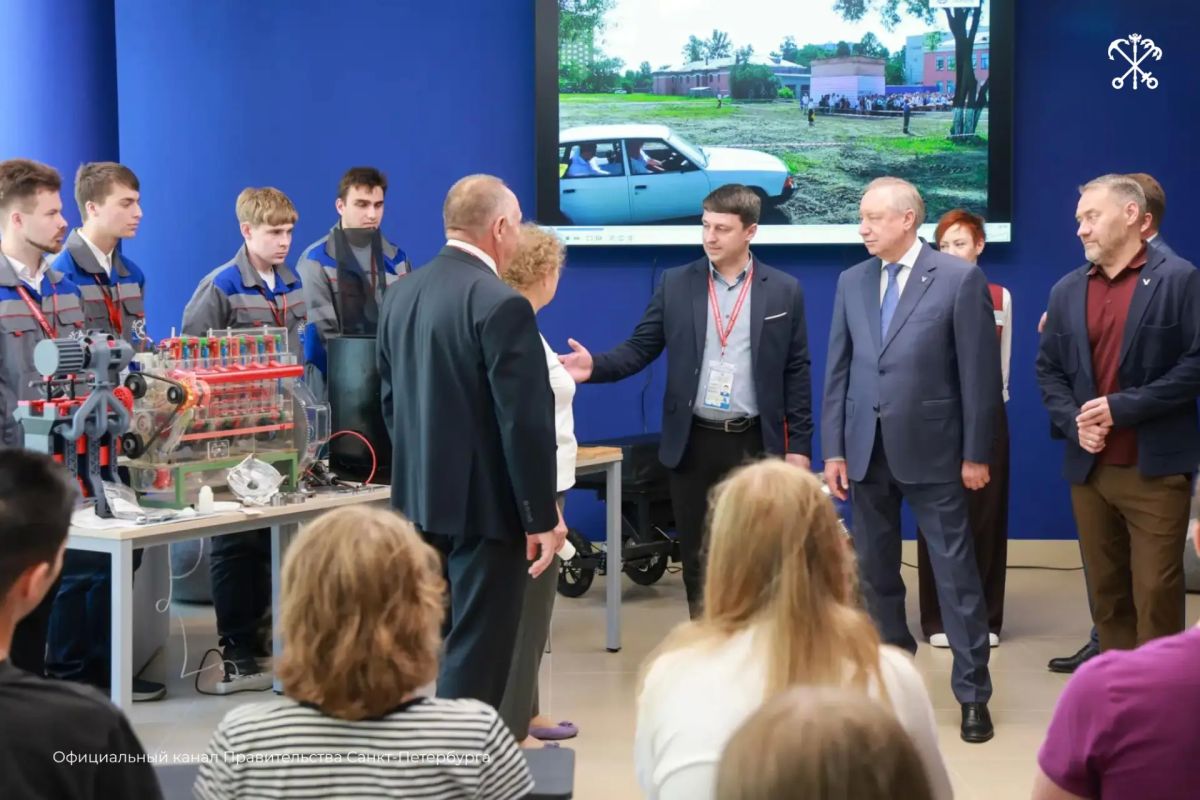 Этим летом открылась первая в Петербурге специализированная площадка для полного карьерного маршрута молодёжи Этим летом открылась первая в Петербурге специализированная площадка для полного карьерного маршрута молодёжи