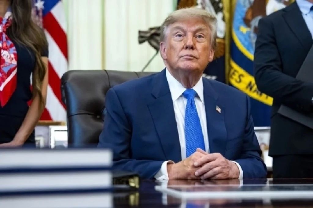 Трамп поручил сократить масштаб учений с Сеулом из-за Ким Чен Ына