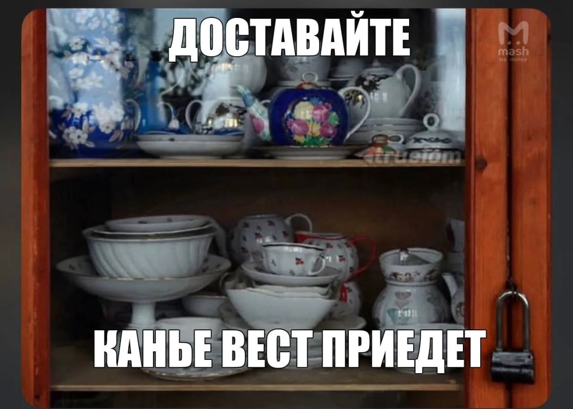 На питерские концерты Канье выйдет без разогрева от других артистов — с собой рэпер везёт только музыканта и своего хоуми Андре Траутмана