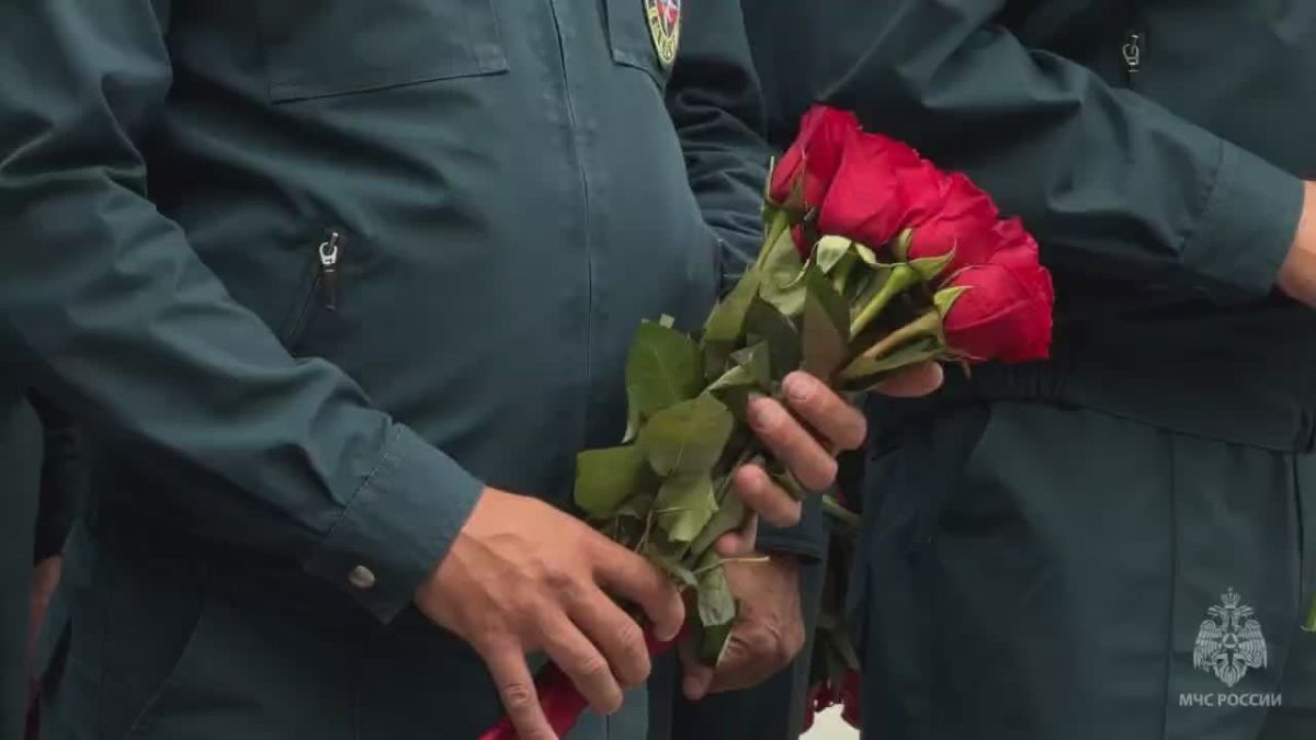 В Санкт-Петербурге почтили память Героя России генерала армии Евгения Зиничева