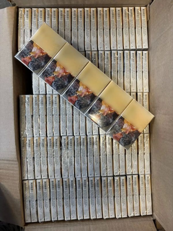 120 тысяч пачек контрабандных белорусских сигарет обнаружили в «Камазе» из Петербурга