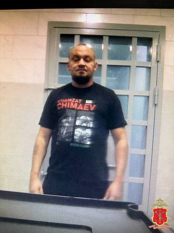 Полицией задержан агрессор, напавший на прохожего в Выборгском районе Петербурга