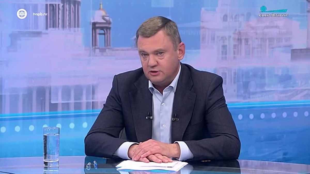В рамках прямой линии на телеканале «Санкт-Петербург» вице-губернатор Санкт-Петербурга Кирилл Поляков рассказал о том, что Северная столица вышла на первое место в России по плотности роботизации