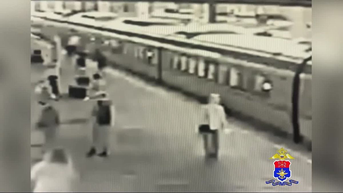 Снятый с крыши "Сапсана" Петербург — Москва 19 августа оказался живым