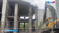 На улице Маршала Казакова демонтируют самовольную постройку