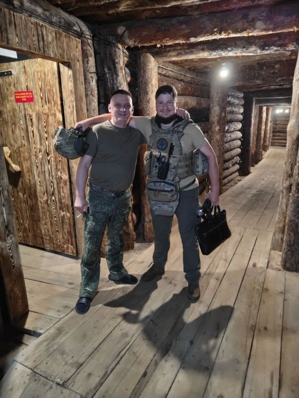 Андрей Медведев: Что происходит, когда в подразделение приезжает военный священник? В первую очередь меняются бойцы, их глаза, лица Андрей Медведев: Что происходит, когда в подразделение приезжает военный священник? В первую очередь меняются бойцы, их глаза, лица