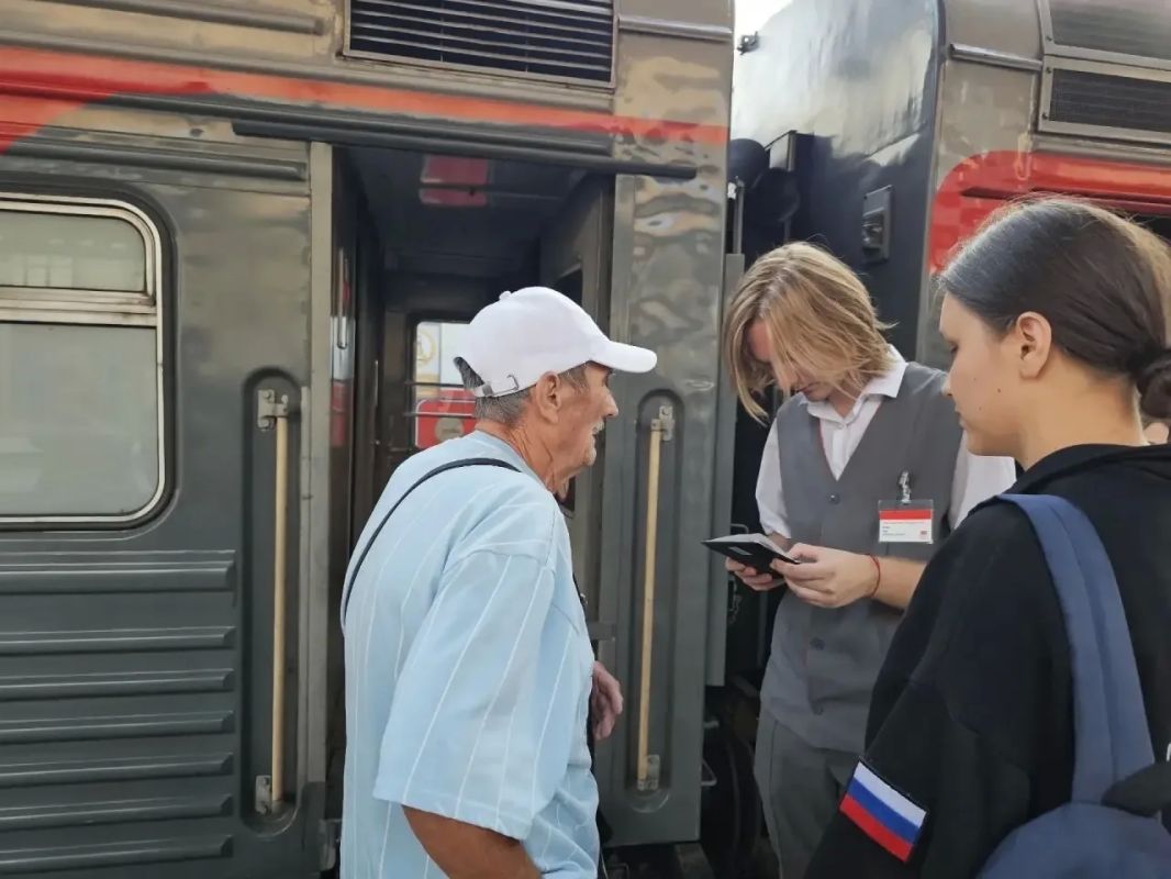 Волонтеры Ленобласти помогли пожилому мужчине вернуться домой в Тульскую область Волонтеры Ленобласти помогли пожилому мужчине вернуться домой в Тульскую область