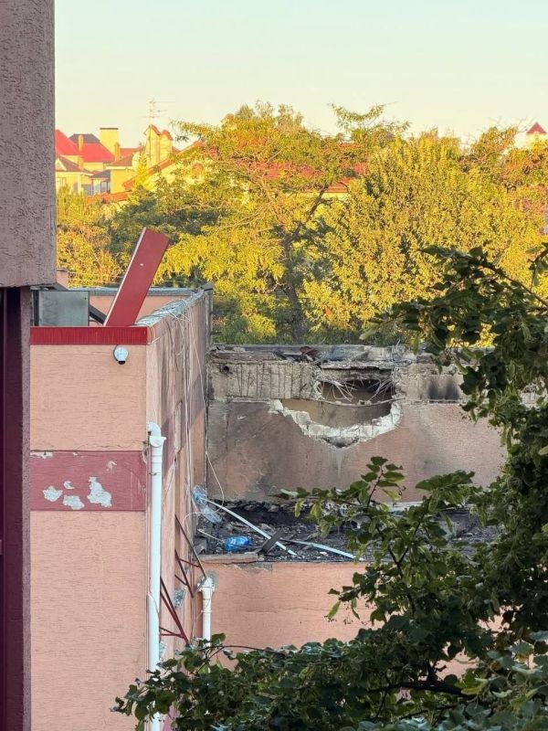 Нанесен повторный удар по базе футбольной команды «Черноморец» в Одесской области Нанесен повторный удар по базе футбольной команды «Черноморец» в Одесской области
