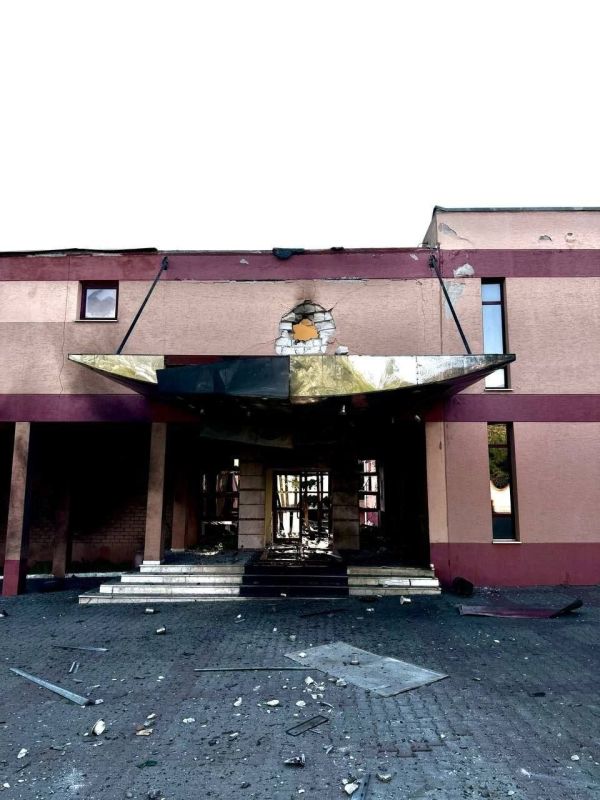 Нанесен повторный удар по базе футбольной команды «Черноморец» в Одесской области Нанесен повторный удар по базе футбольной команды «Черноморец» в Одесской области