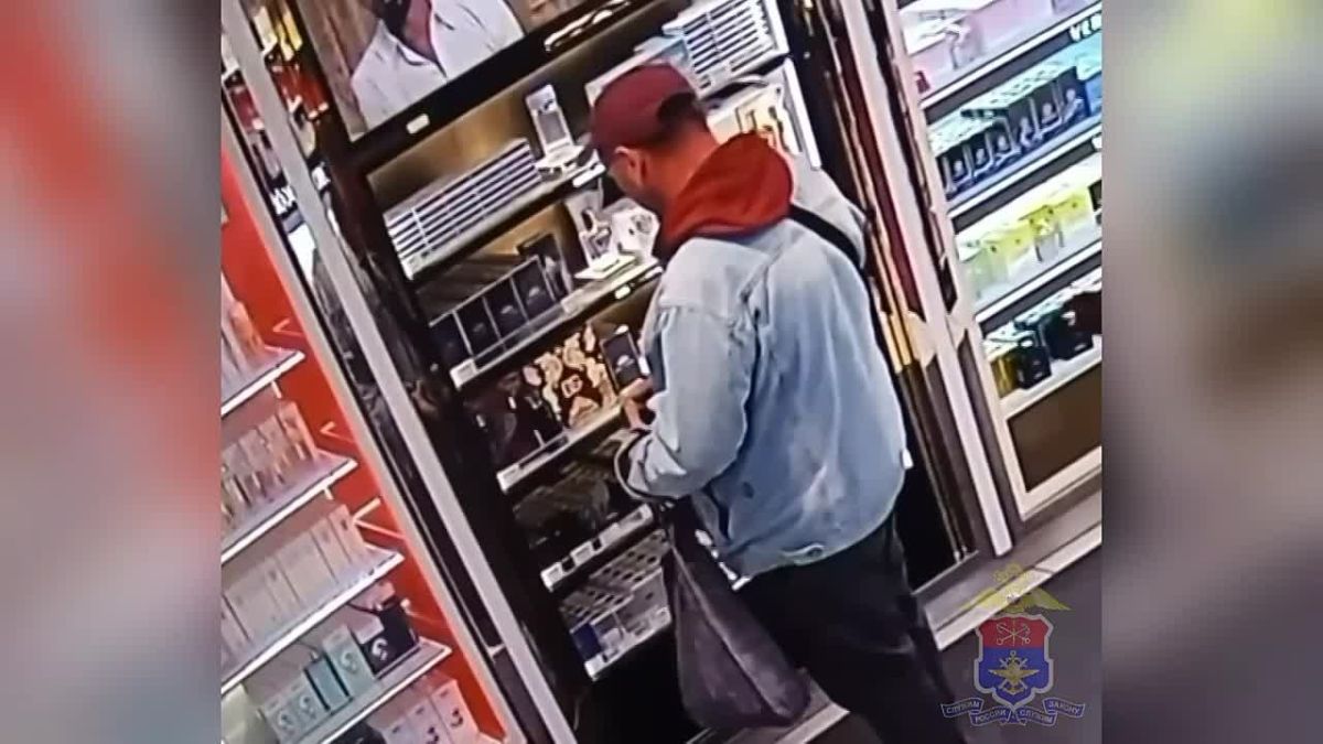 В Пулково транспортные полицейские раскрыли кражу парфюма из магазина беспошлинной торговли