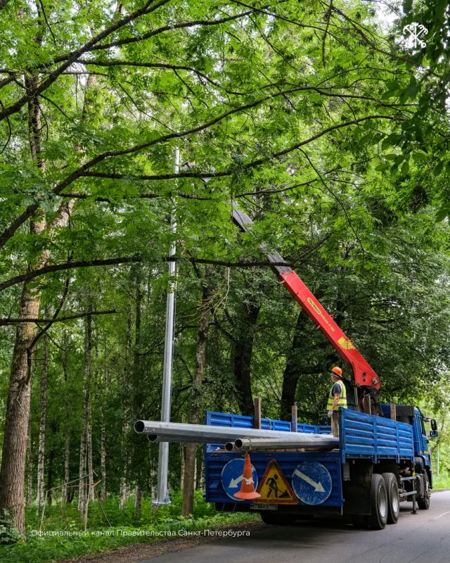 На улице Равенства в Красном Селе обновят наружное освещение На улице Равенства в Красном Селе обновят наружное освещение